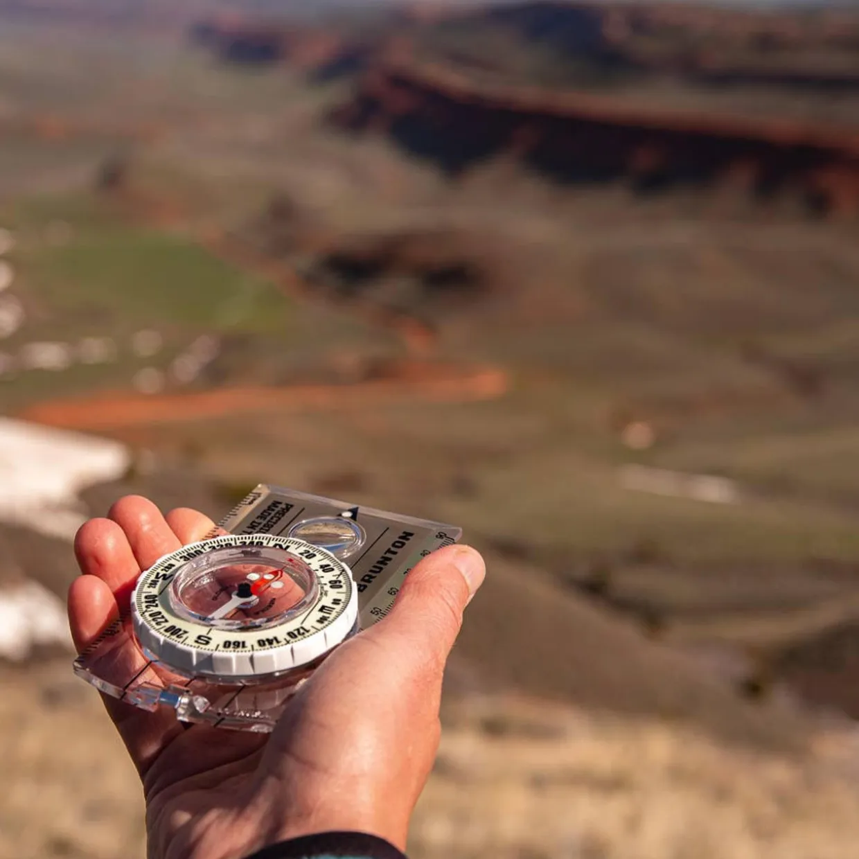 8010 Glow Compass