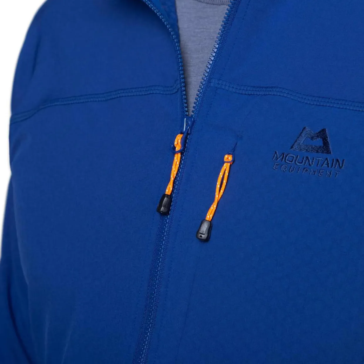 Arrow Quarter Zip Top