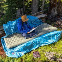 Campmeister Deluxe Insulated Sleeping Mat - Long Wide