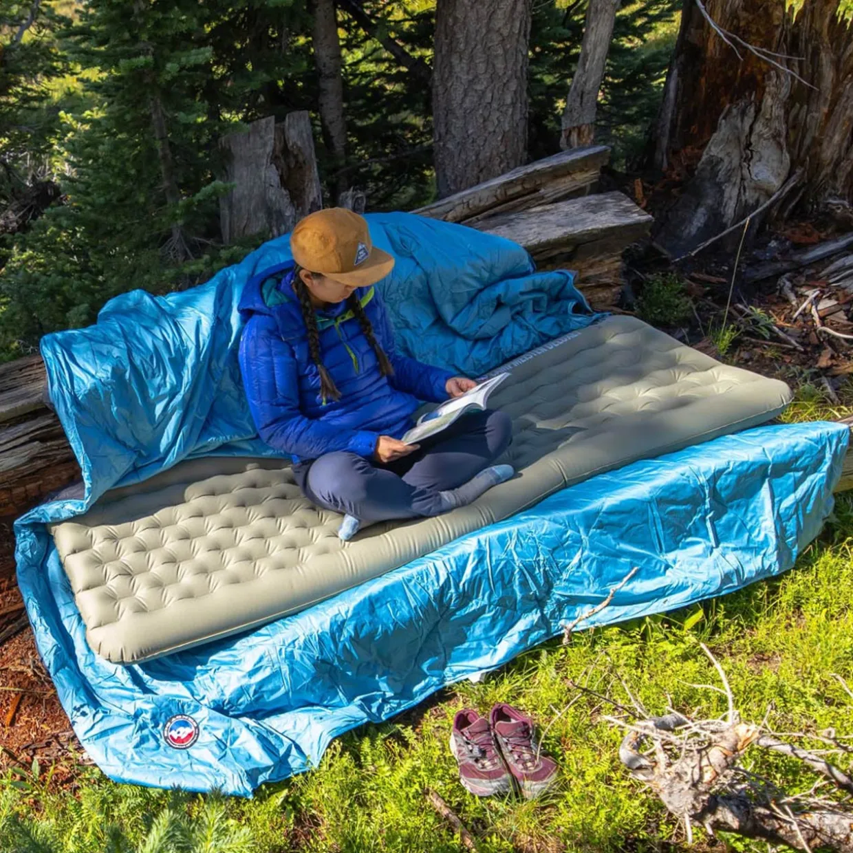 Campmeister Deluxe Insulated Sleeping Mat - Long Wide