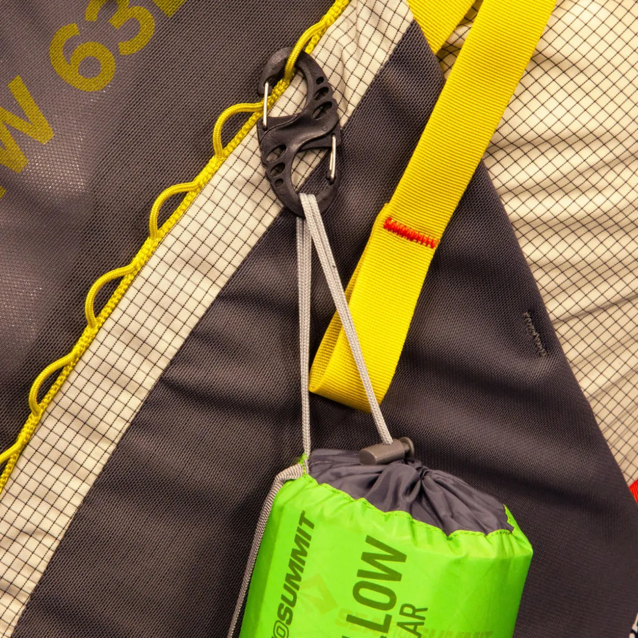 Dual Carabiner - 4 Pack