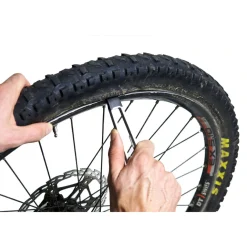 The Breaker - Bicycle Chain Multi Tool