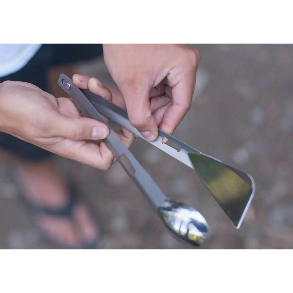 The Splitter - Titanium Multi Tongs