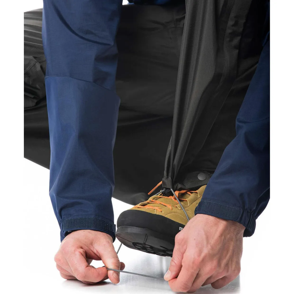 Thunder Pass Full Zip Pants