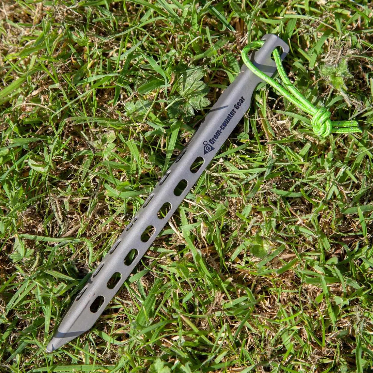 Titanium V Peg