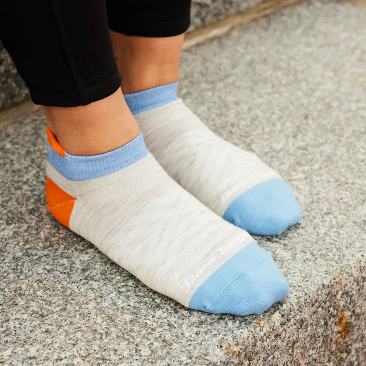Womens Run No Show Tab Socks